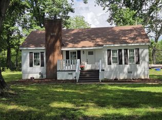 1870 Circle Dr, Leighton, AL 35646