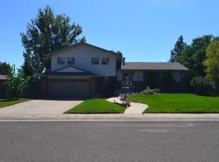 697 Cottonwood Dr, Cheyenne, WY 82001