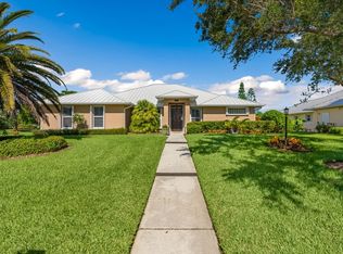 1075 Quail Ct SW, Vero Beach, FL 32968