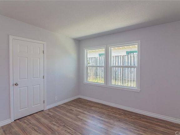 5th image of 538 N Angeleno Ave
