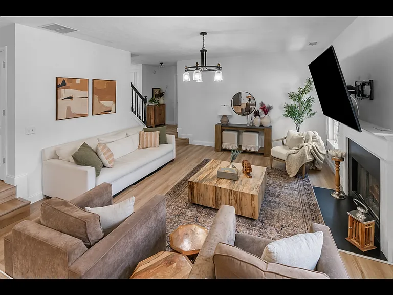 Austin Ridge Dr — Photo 2