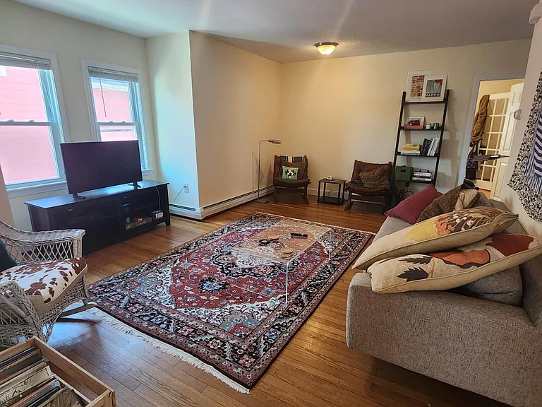 331 Washington St #2 — Photo 3