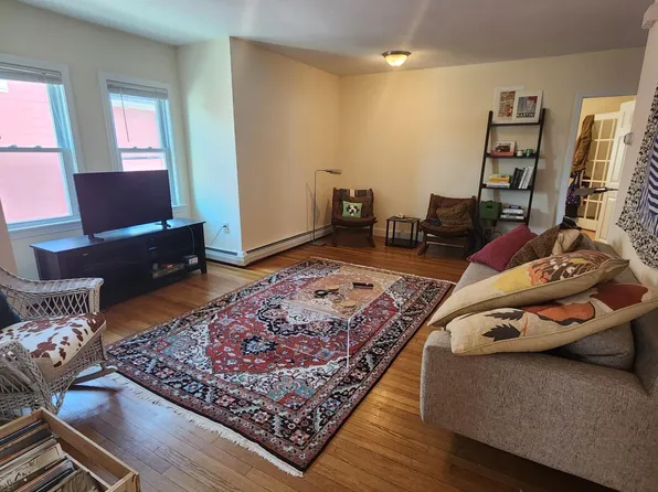 331 Washington St #2, Somerville, MA 02143