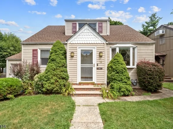 16 Marie Pl, Clifton City, NJ 07013