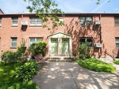 58-09 246th Crescent #upper, Queens, NY, 11362