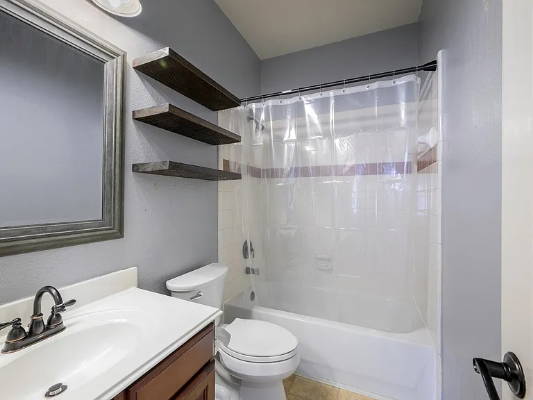 11146 Clearstream Ln — Photo 4