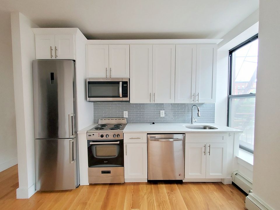 1st image of 172 W 133rd St #3M