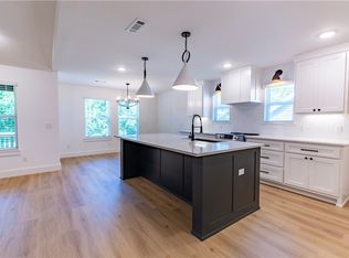 24 Orkney Dr, Bella Vista, AR 72715