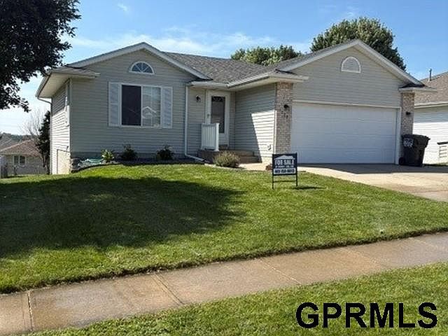 1st image of 1229 Blue Stem Cir
