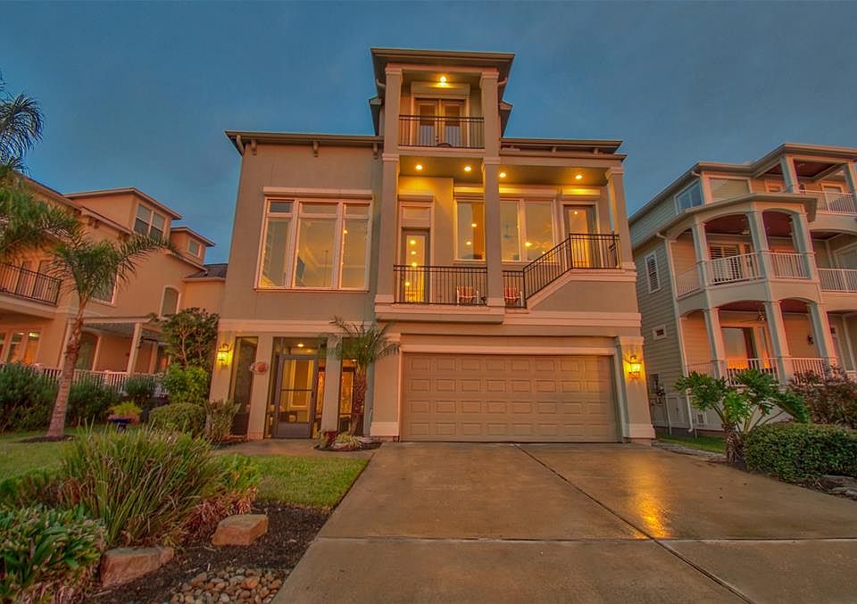 1st image of 211 W Shore Dr