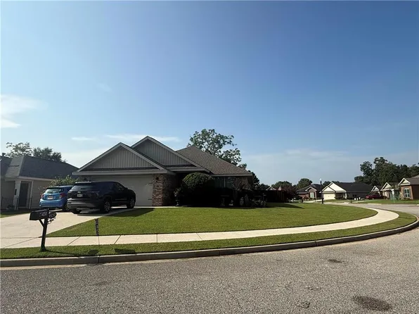 16050 Trace Dr, Loxley, AL 36551