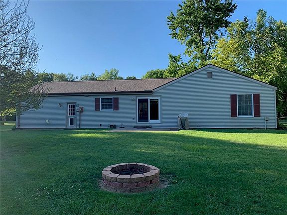 2nd image of 1006 Williamsburg Dr