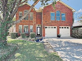 5718 Indian Hill Dr, Arlington, TX 76018