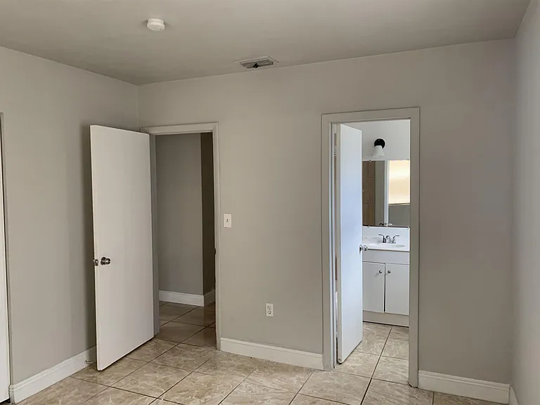 3451 NW 6th St — Photo 15