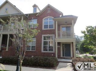 163 E Bay Dr #1, Walled Lake, MI 48390