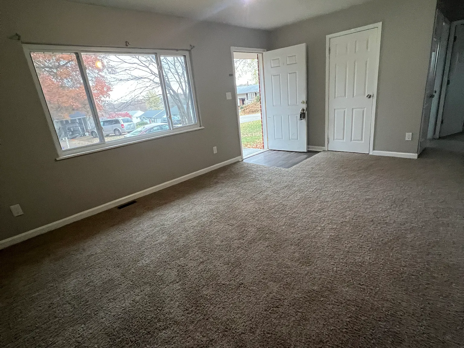 3 bed, 1225 sqft, $1,395 — Photo 3
