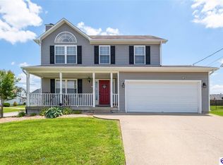 122 Longsdale Ct, Radcliff, KY 40160