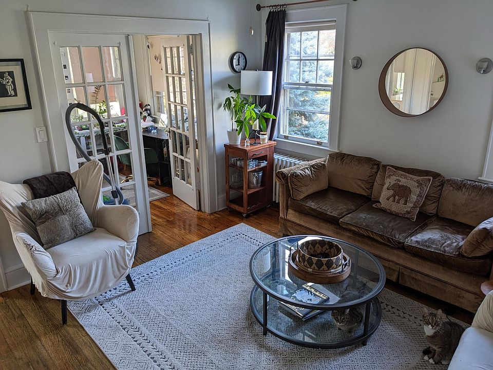 1st image of 92 Pocantico St