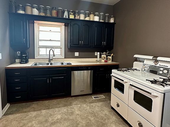 5th image of 19609 Oak Grove Way