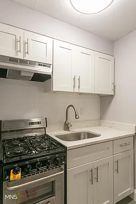 Rented by MNS Marketing | media 23