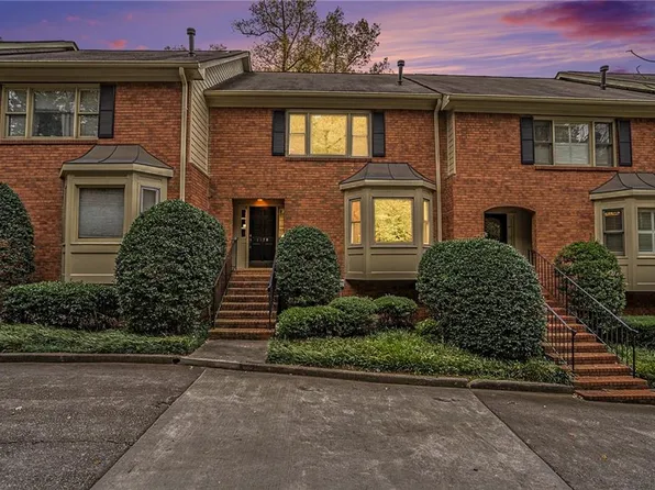 1379 Sheffield Glen Way, Atlanta, GA 30329