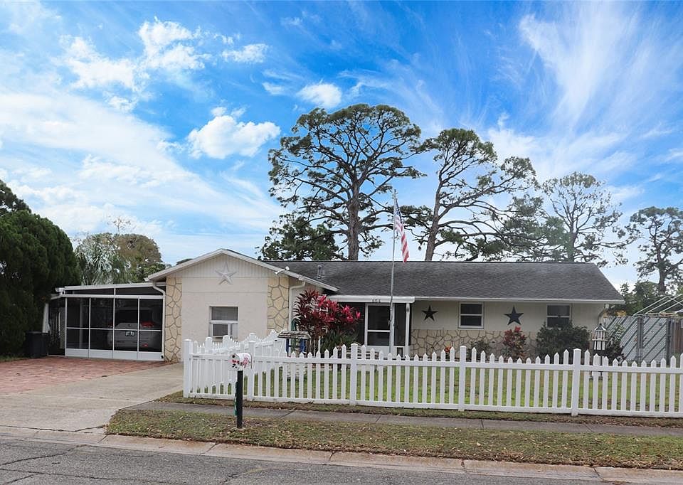 1st image of 604 65TH AVENUE DRIVE W