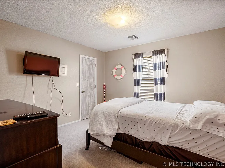 8940 E 16th Pl — Photo 28