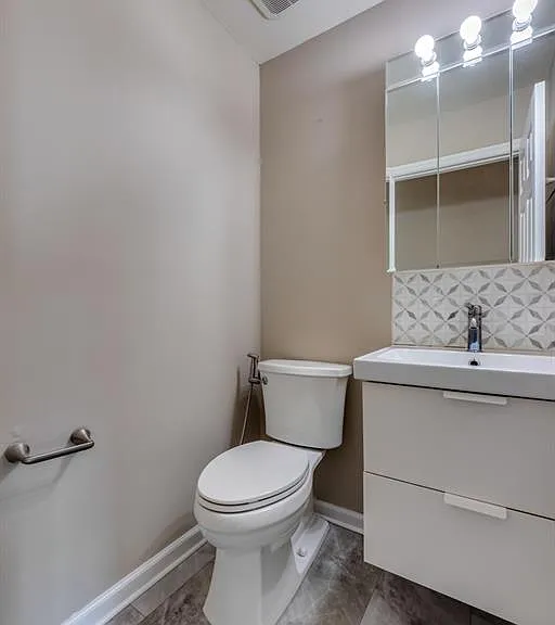 340 Emmanuel Ct — Photo 27
