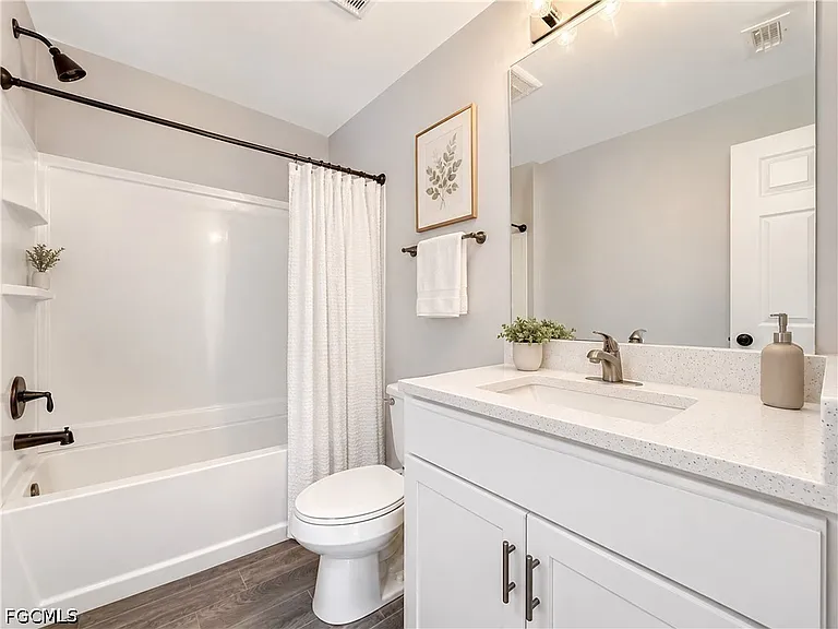 2728 NE 5th Place Cpe — Photo 20
