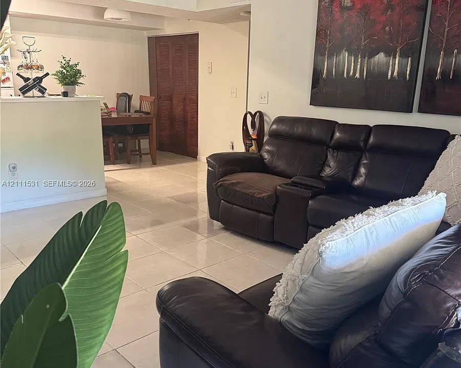 5550 NW 61st St #507