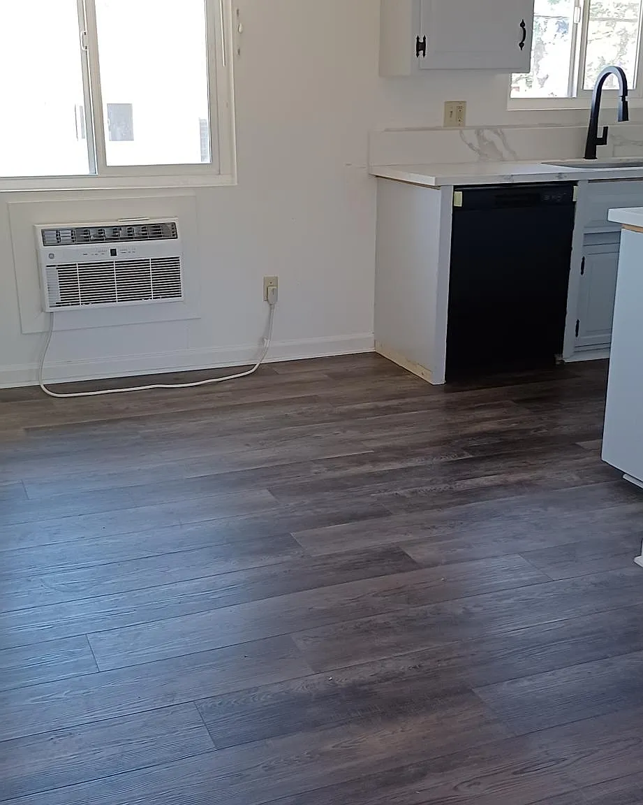 2 bed, 600 sqft, $2,350 — Photo 4