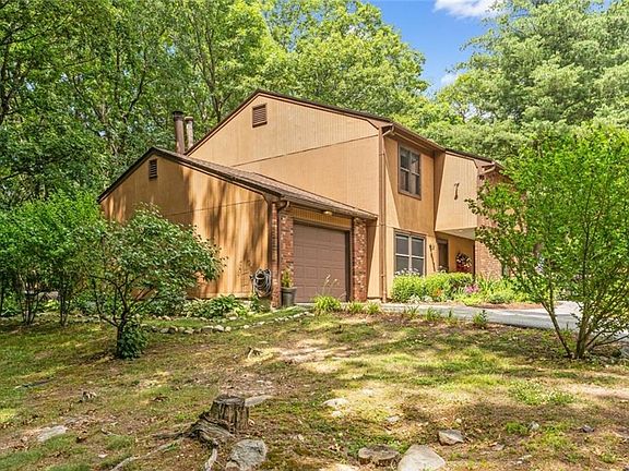 2nd image of 3 Quail Cir #A