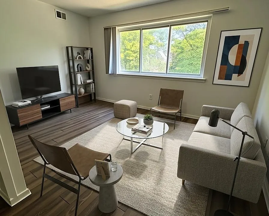 4496 High St #10