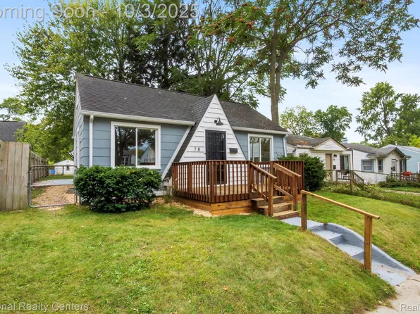 78 E Sheffield Ave, Pontiac, MI 48340