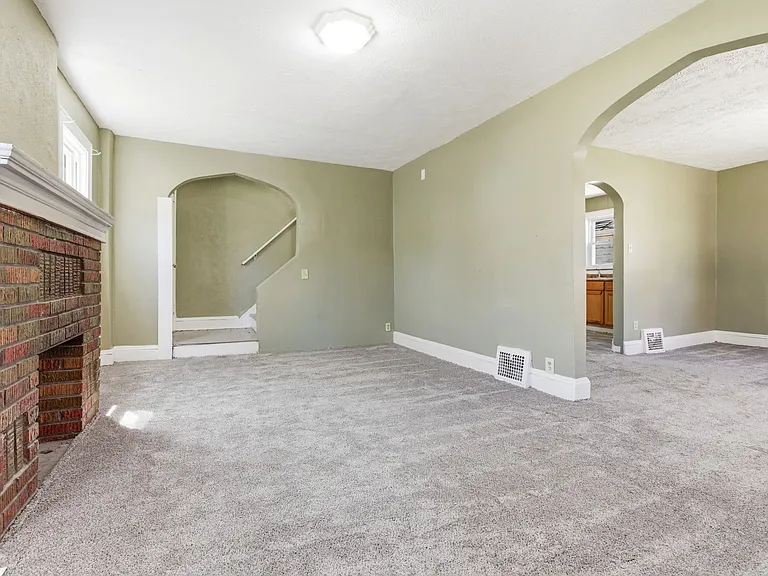 766 Lafollette St — Photo 1