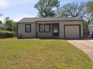 1175 Pineridge St, Wichita, KS 67218