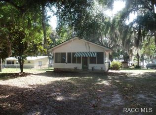 6455 W Riverbend Rd, Dunnellon, FL 34433