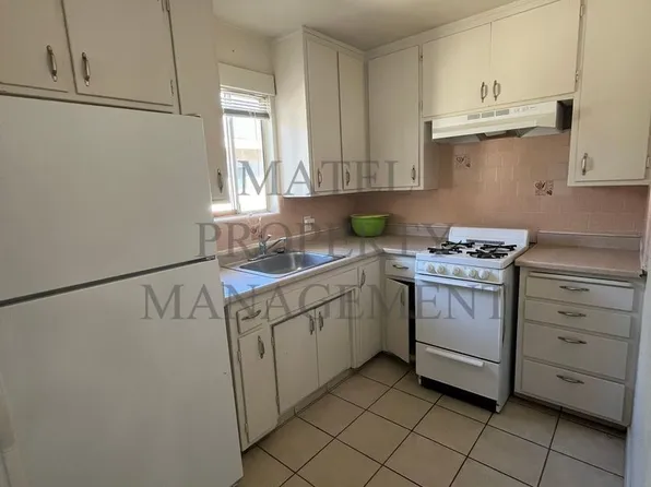 GIL560, 560 Gilbert Ave APT 3, Oakdale, CA 95361