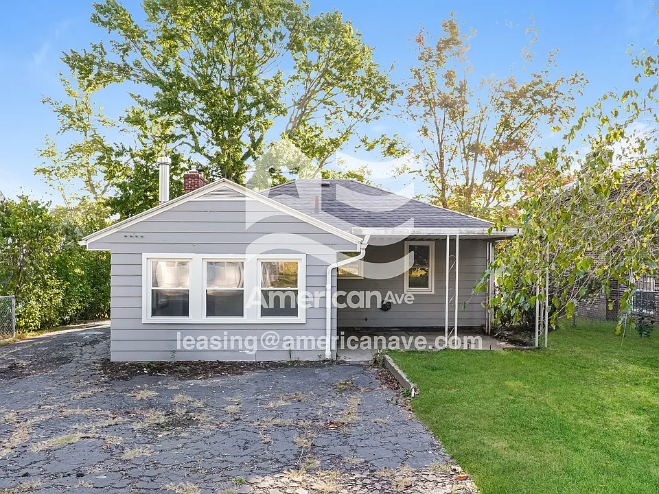 158 Hawk Ave