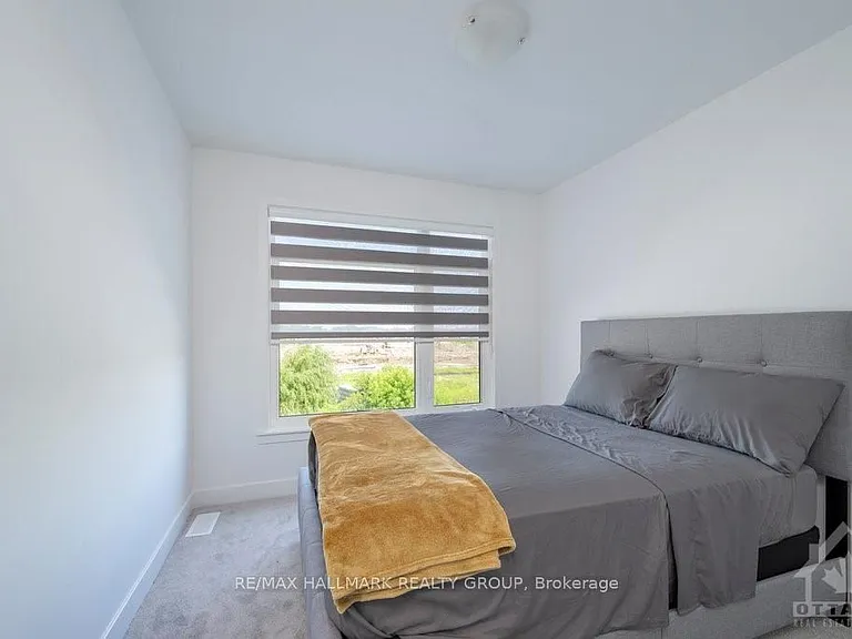 47 Moosonee Cres — Photo 19