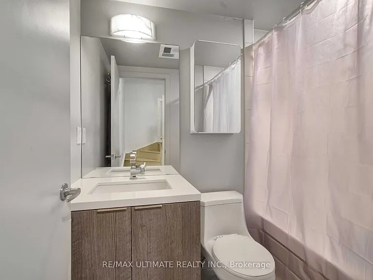140 Broadview Ave #30 — Photo 24