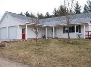 N7090 Pardeeville Rd, Pardeeville, WI 53954