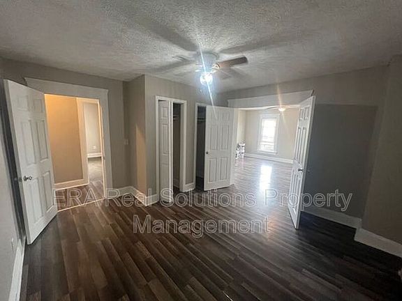 4th image of 440.5 Davids St