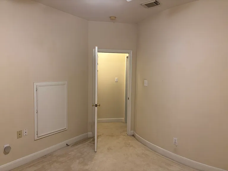 4210 Leaflock Ln — Photo 11