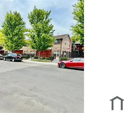 2 bed, 900 sqft, $1,700 — Photo 2