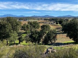 2 Lynch Ln, Sage, CA --