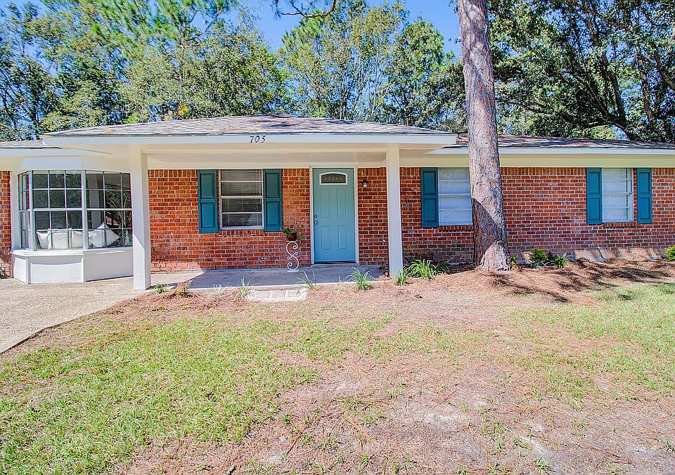 1st image of 705 Shirley Dr