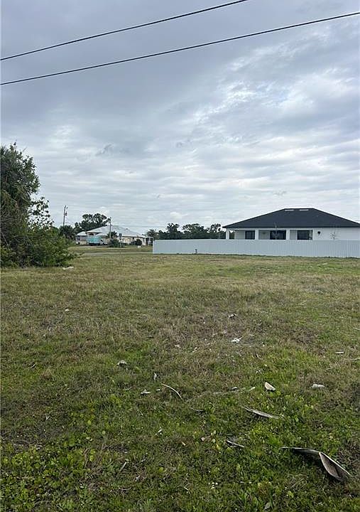 1st image of 1527 NW 31st PL