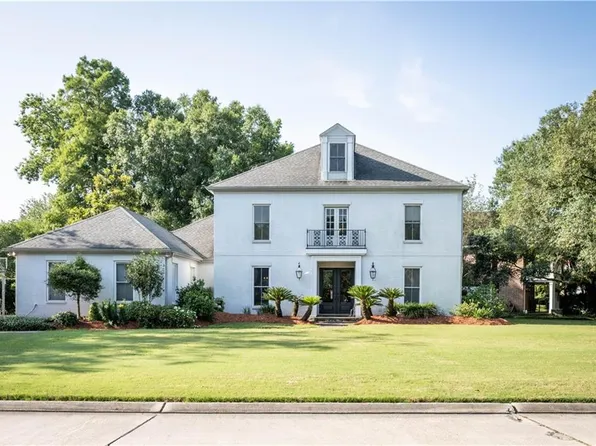 21 English Turn Dr, New Orleans, LA 70131