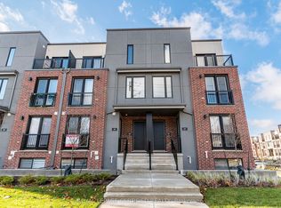 99 Roger St #63, Waterloo, ON N2J 0G1